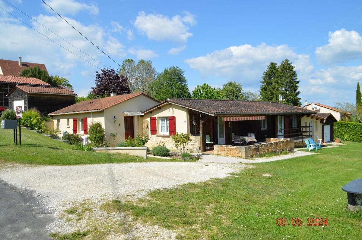 Le Chalet Des Contries Sarlat-la-Canéda Exterior photo